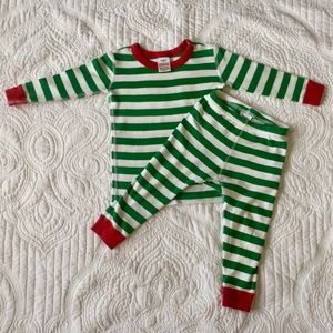 Hanna Andersson Holiday Christmas pajamas pjs.